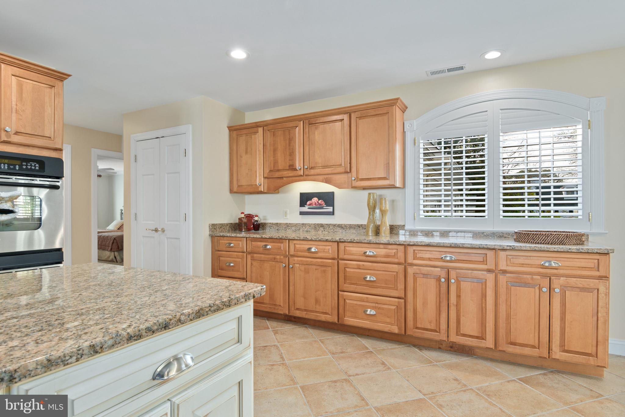 705 Riverview Ter