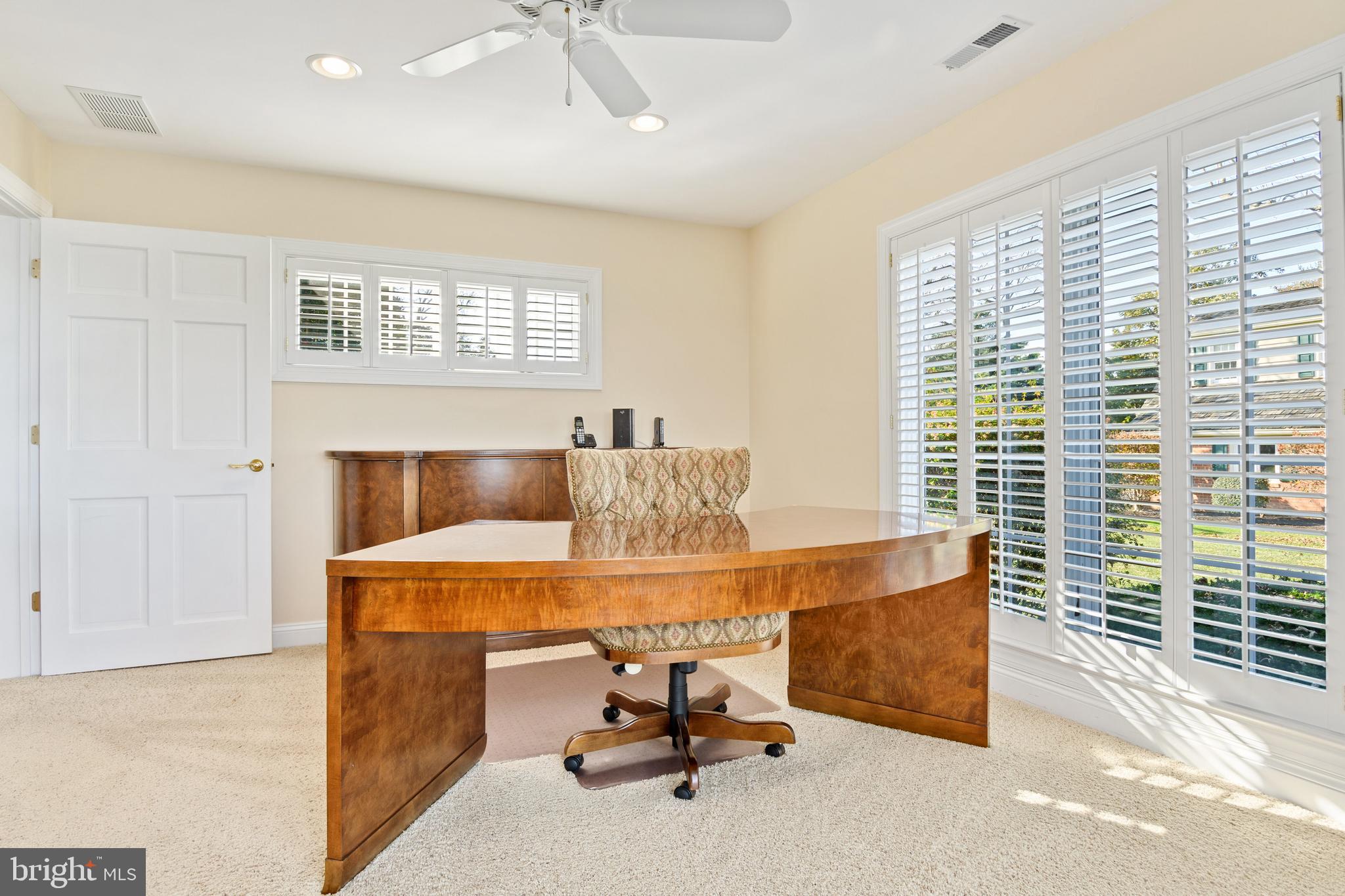 705 Riverview Ter