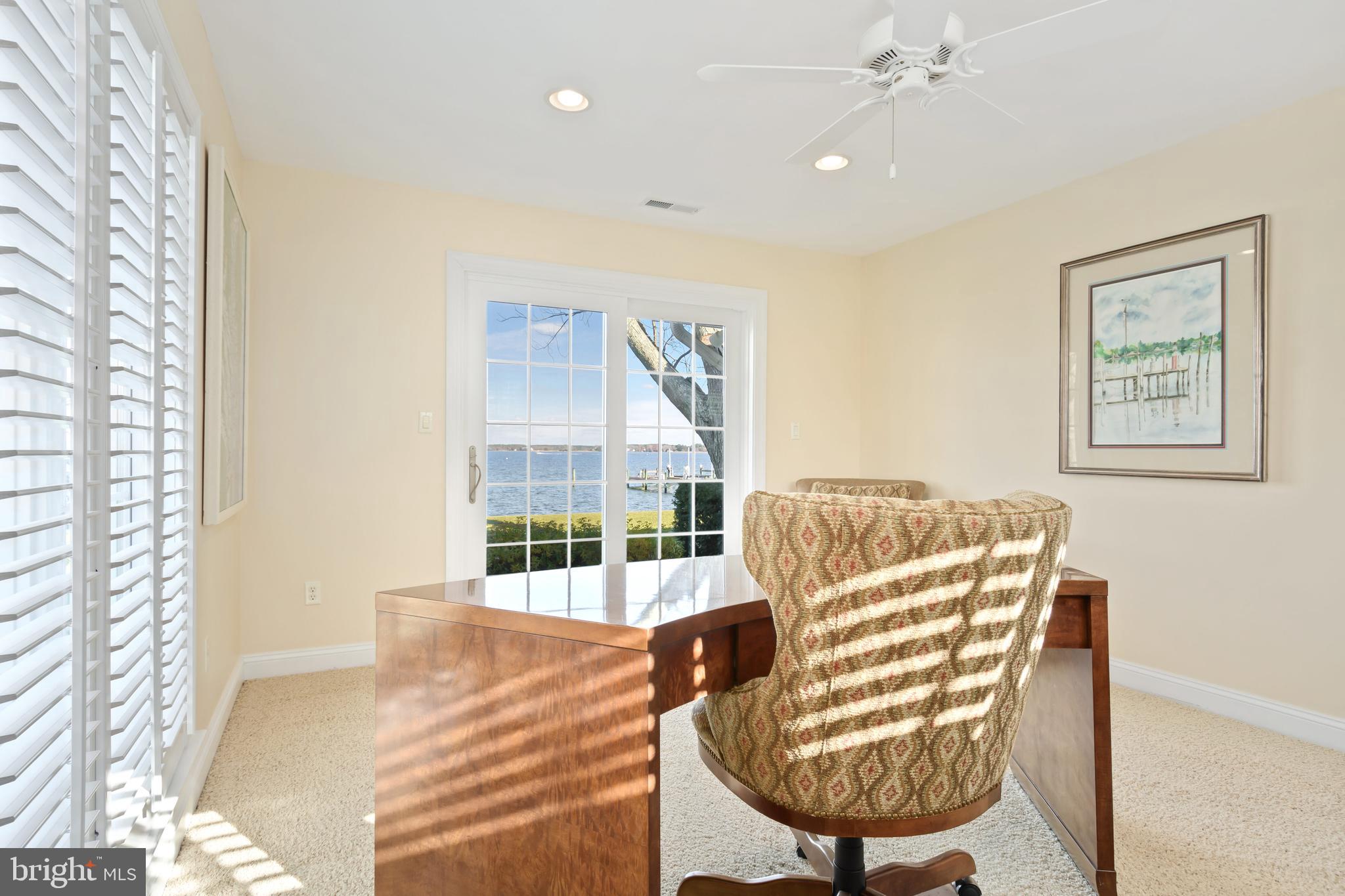 705 Riverview Ter