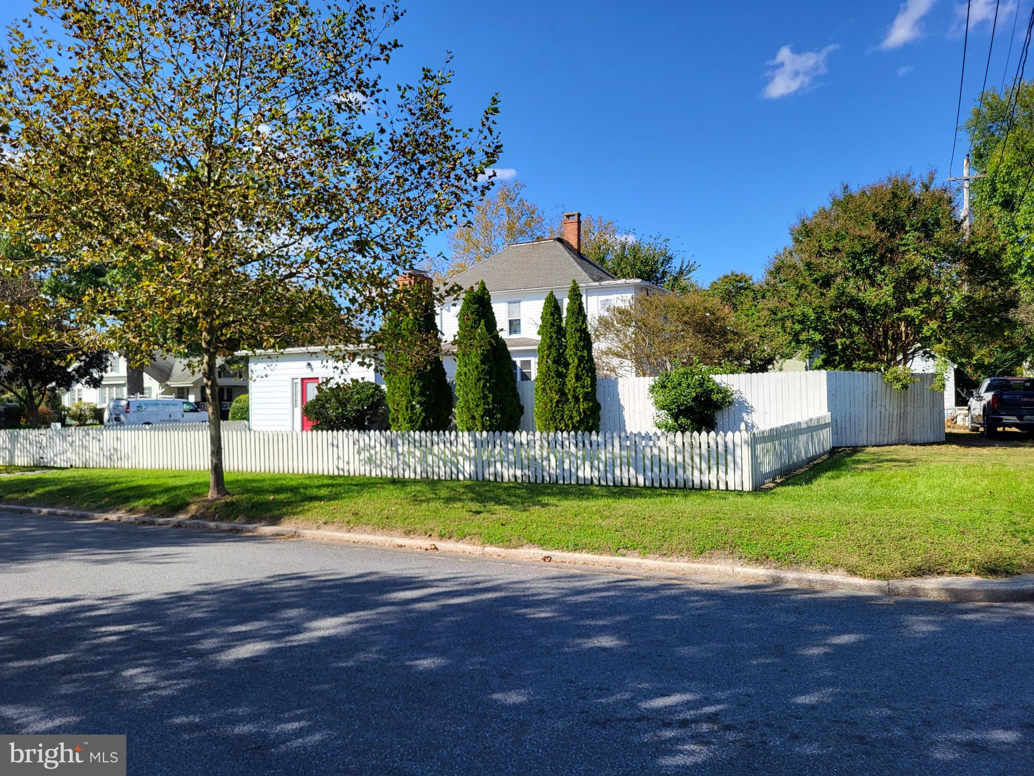 306 S Aurora St