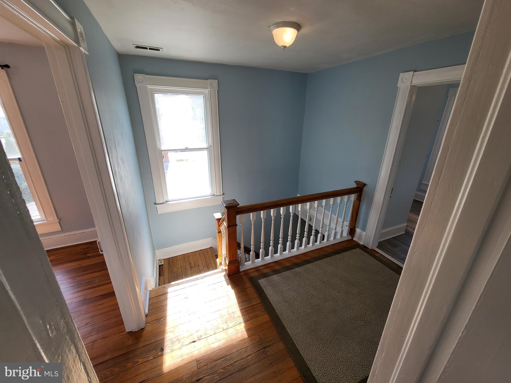 306 S Aurora St