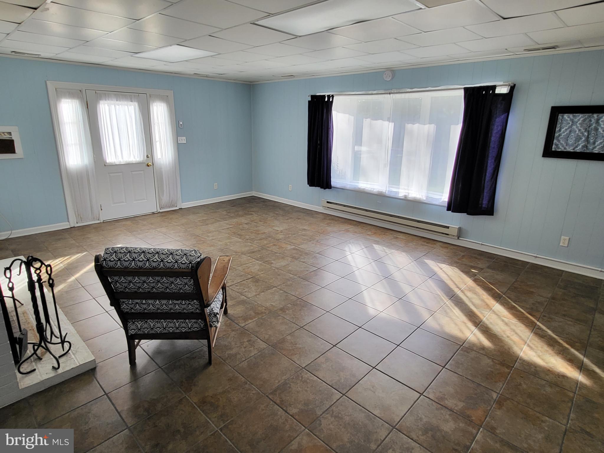 306 S Aurora St
