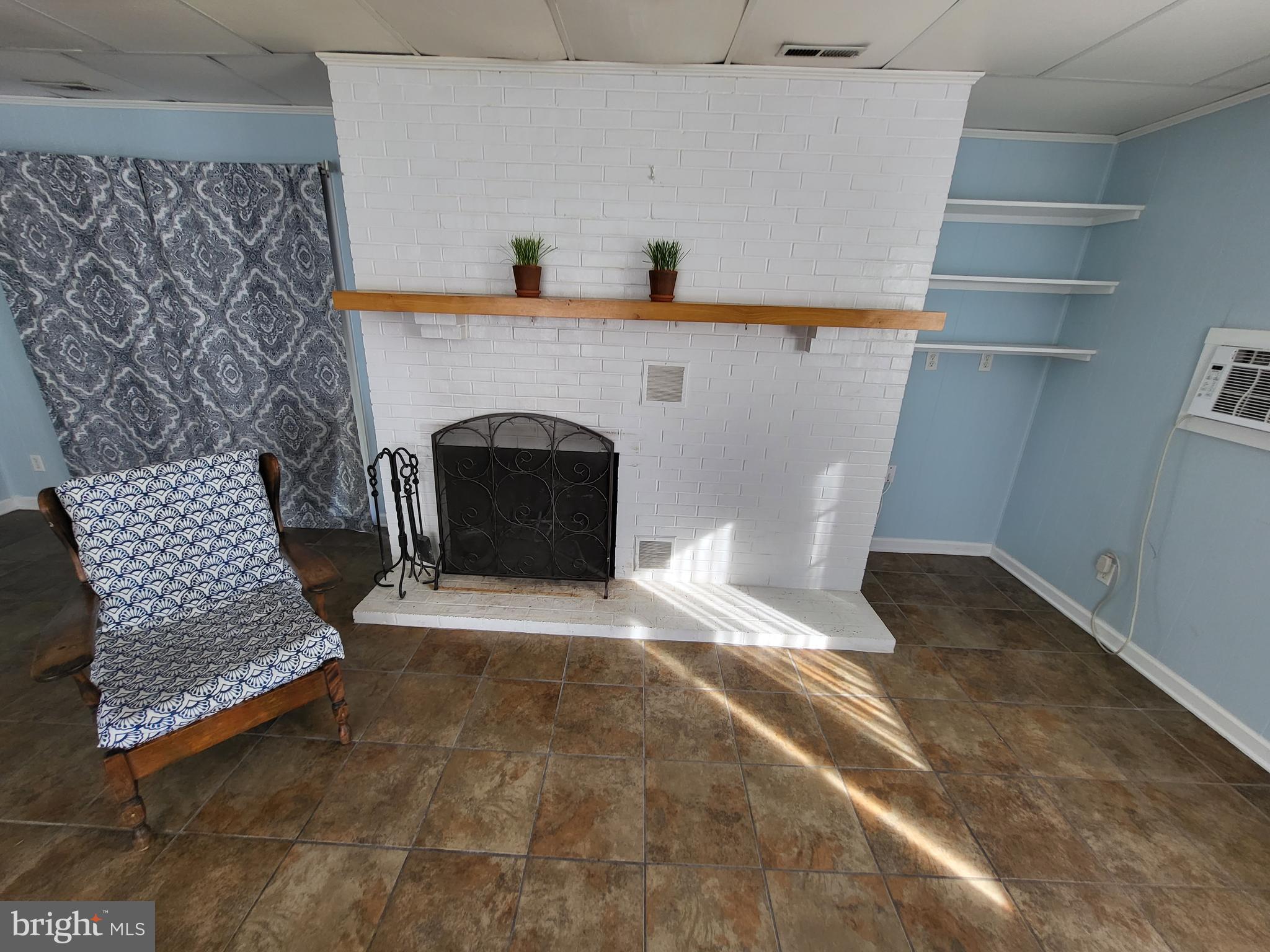306 S Aurora St
