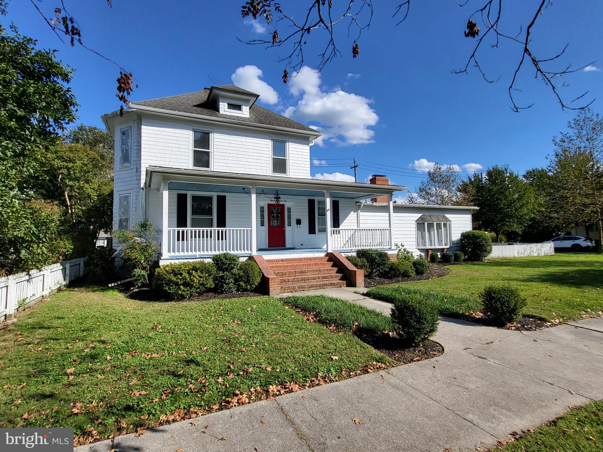 306 S Aurora St
