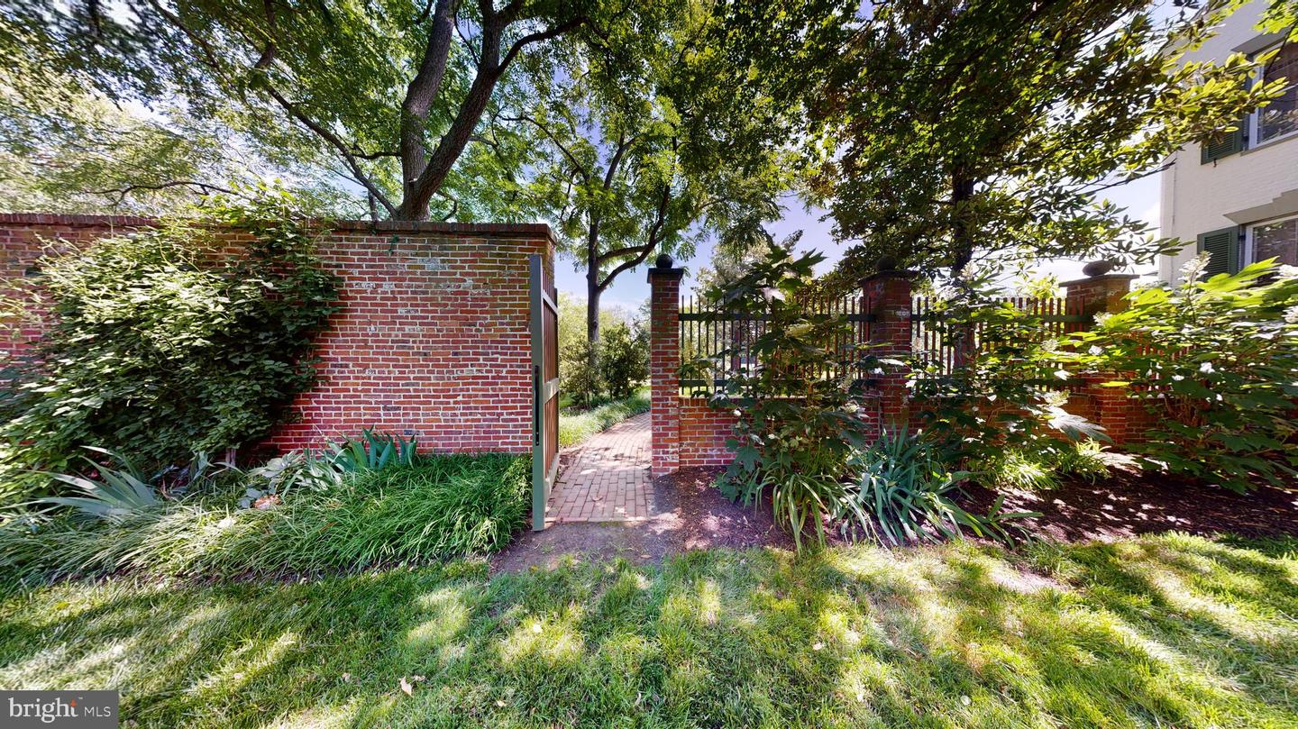 27295 Southside Island Creek Rd