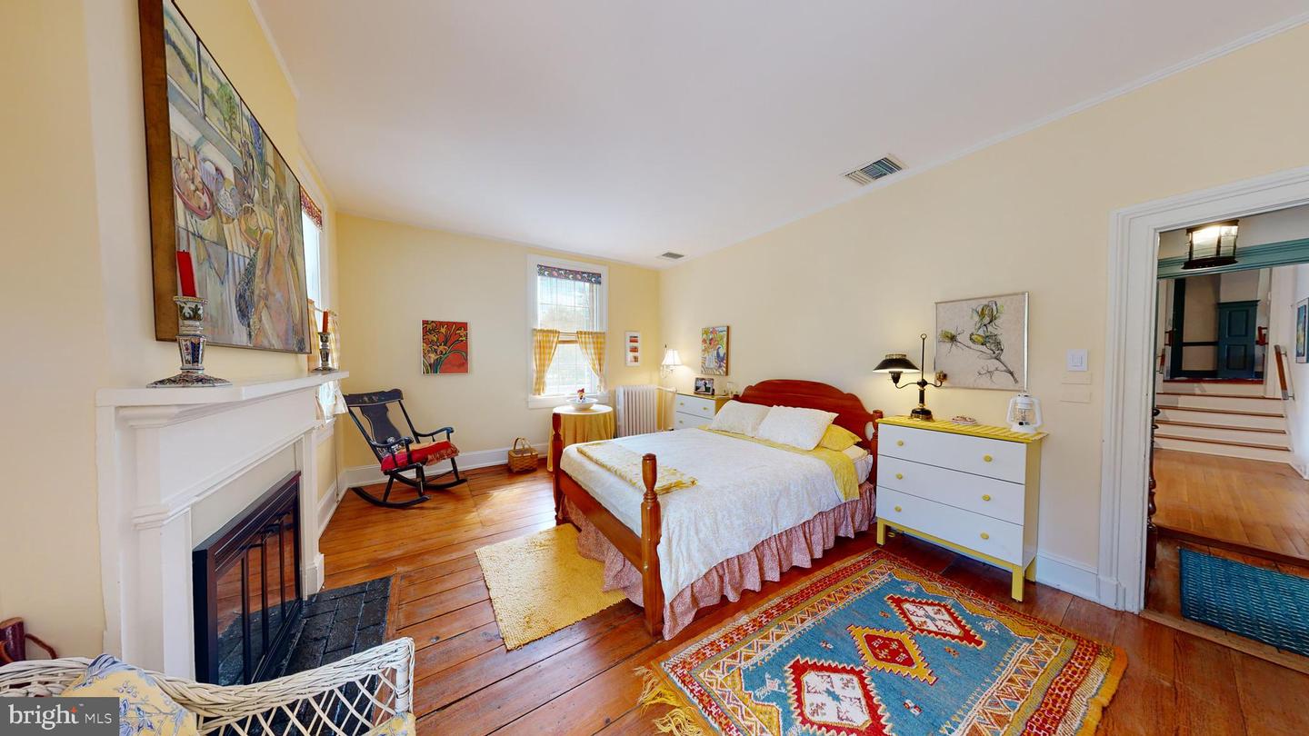 27295 Southside Island Creek Rd