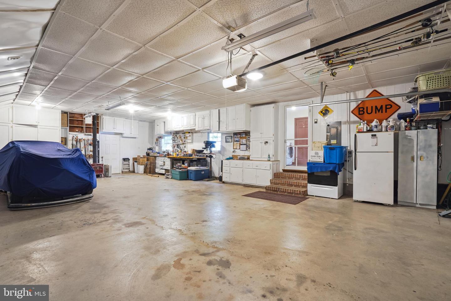 5560 Heron Point Rd