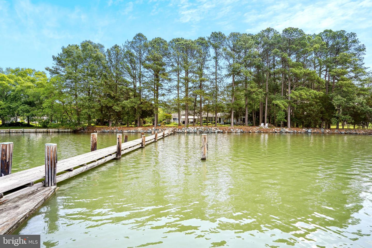 5560 Heron Point Rd