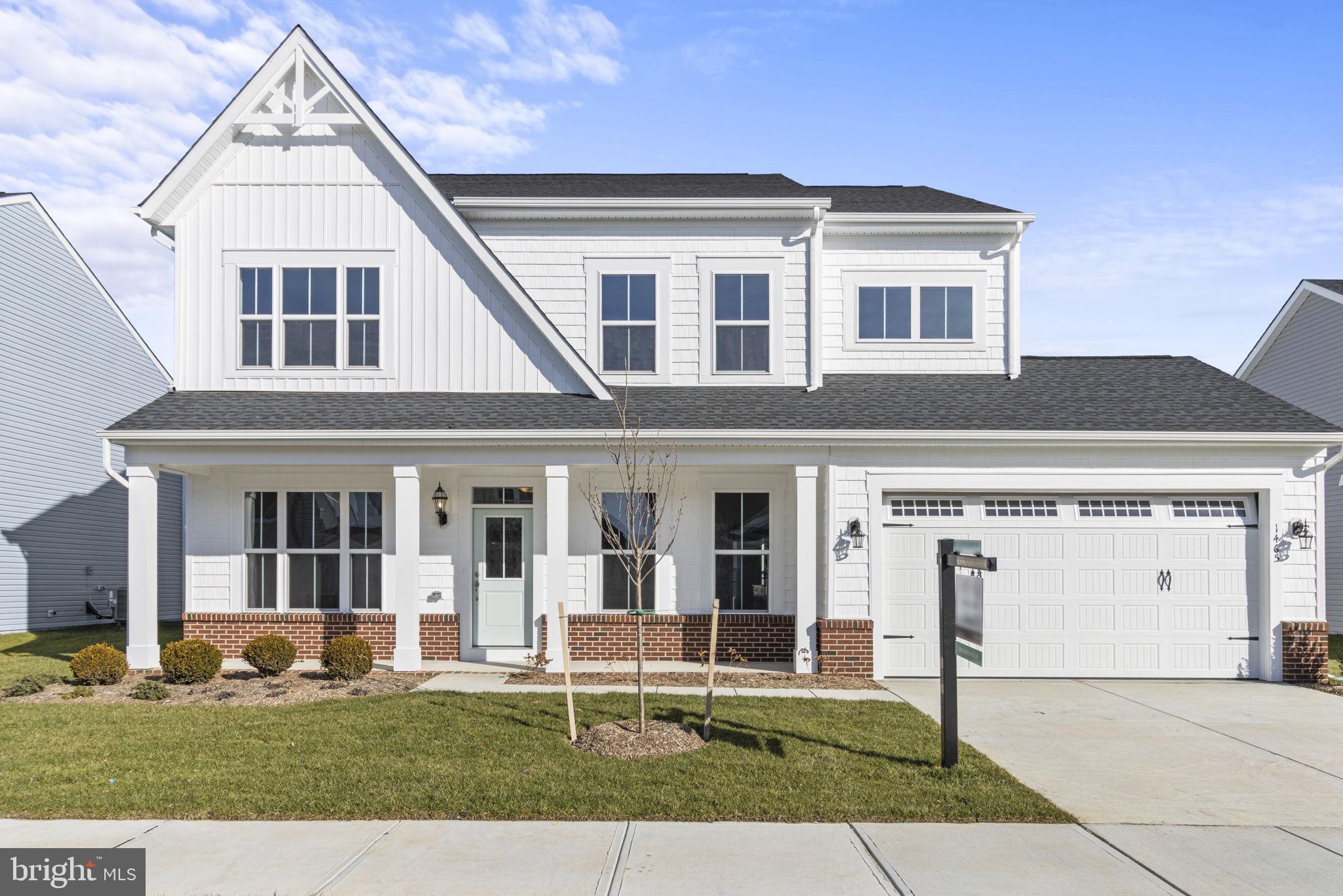 1465 Lake Ontario Dr