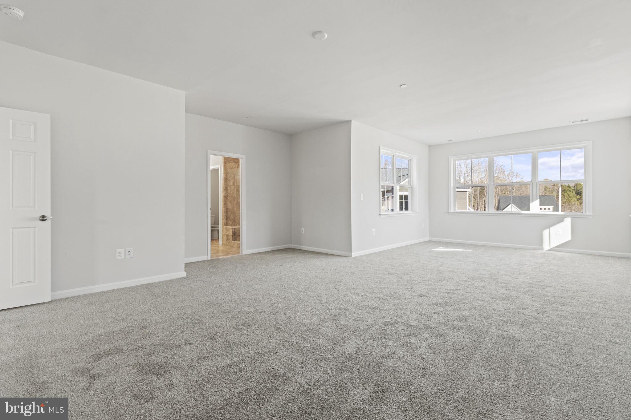 1465 Lake Ontario Dr