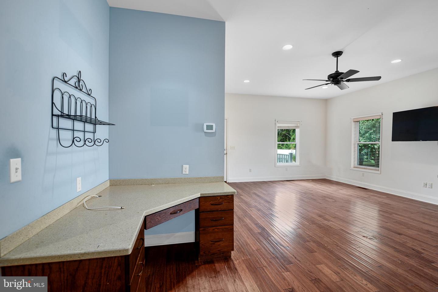 1015 N Washington St