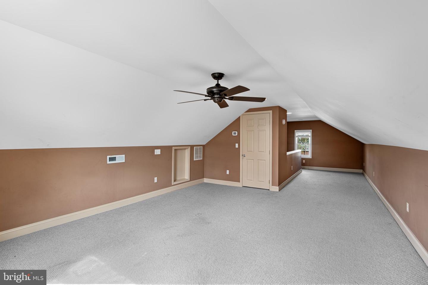 1015 N Washington St