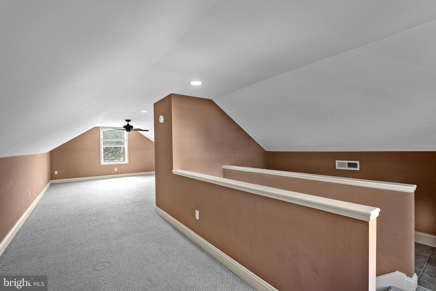 1015 N Washington St