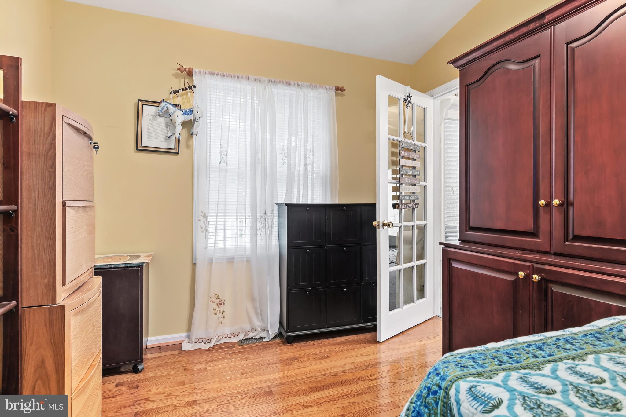 107 Bonfield Ave