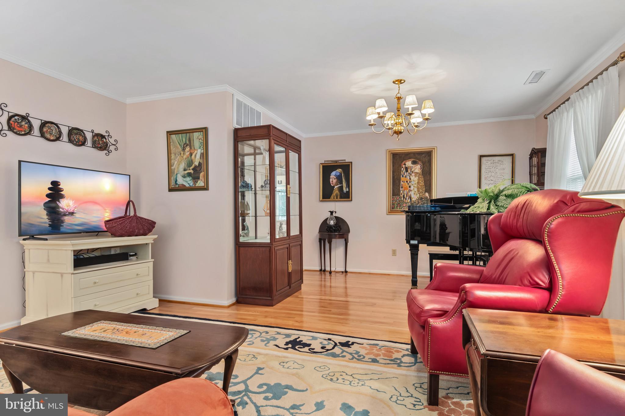107 Bonfield Ave