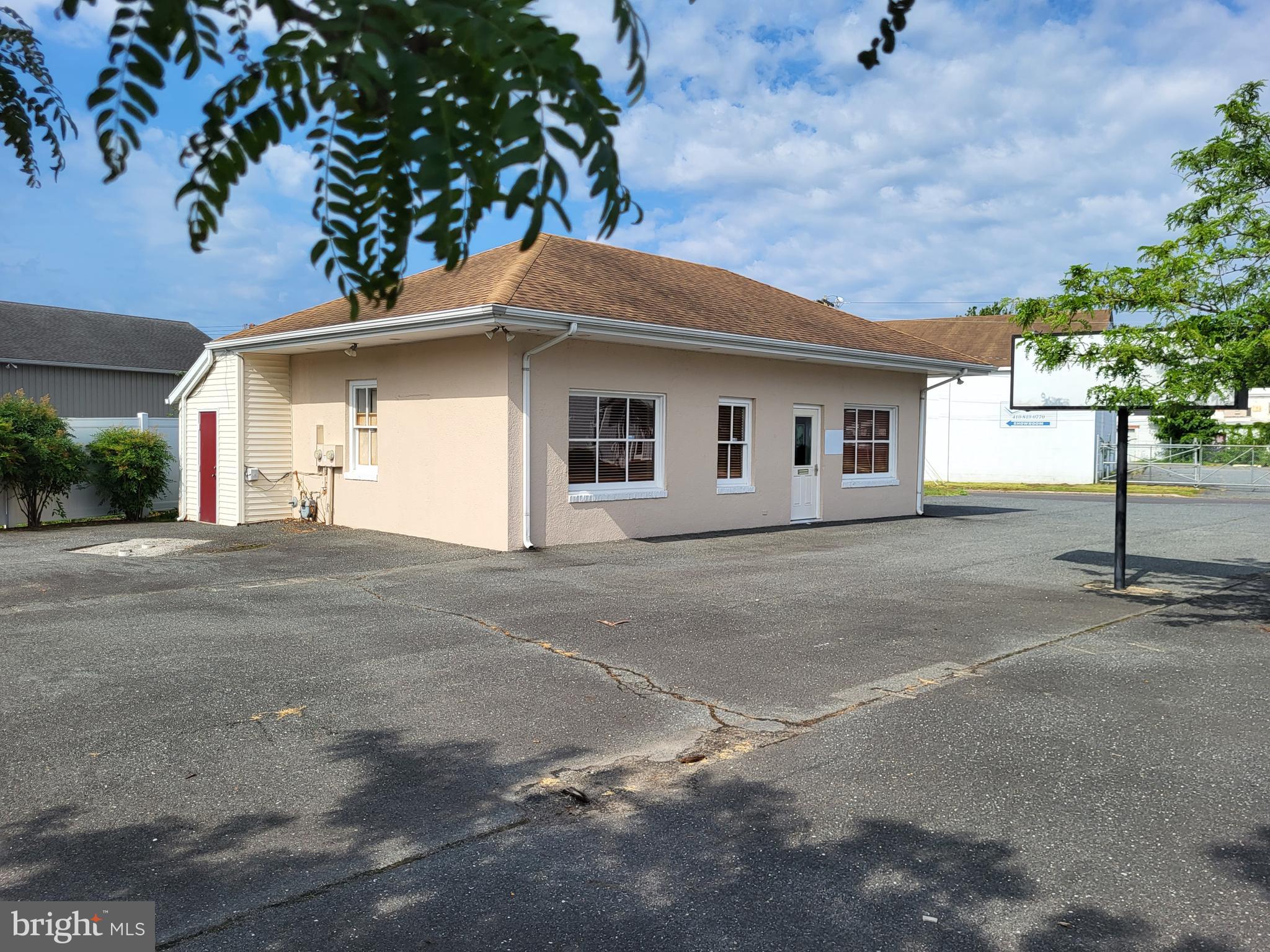 518 Dover Rd