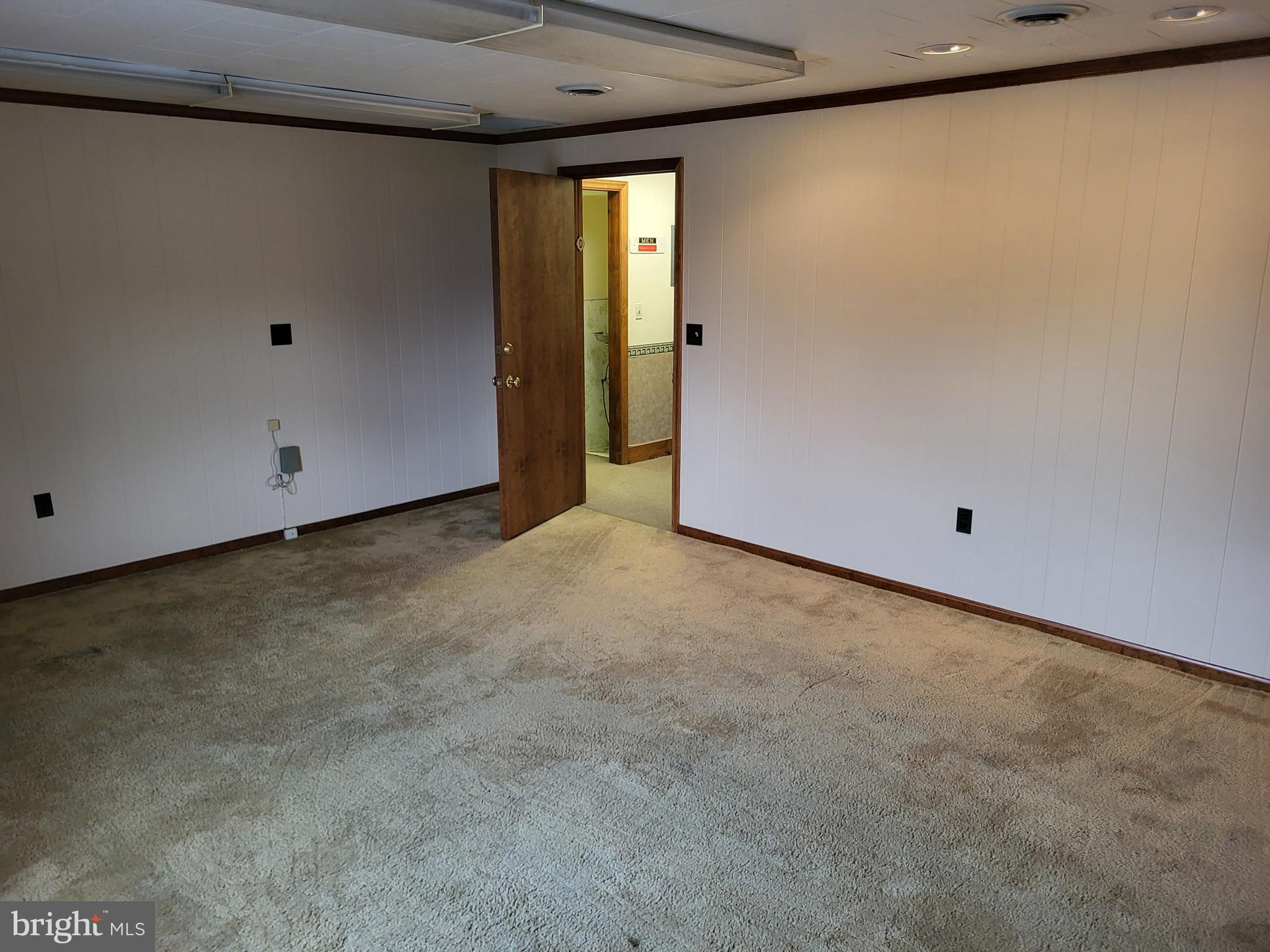 506 Brookletts Ave #A, Second Floor