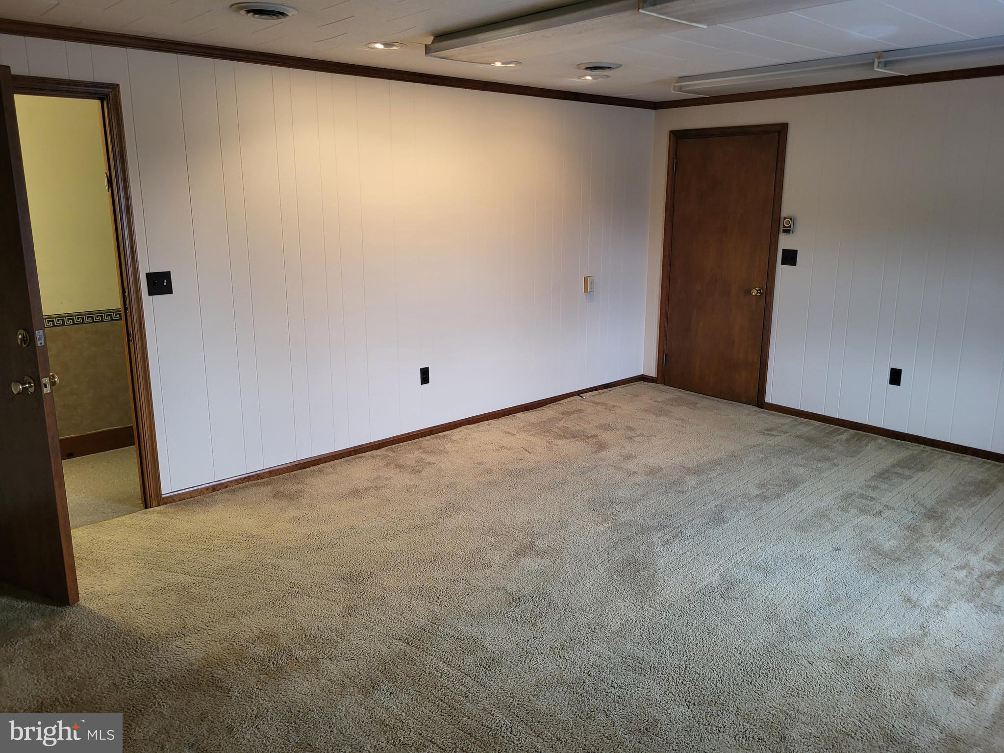 506 Brookletts Ave #A, Second Floor