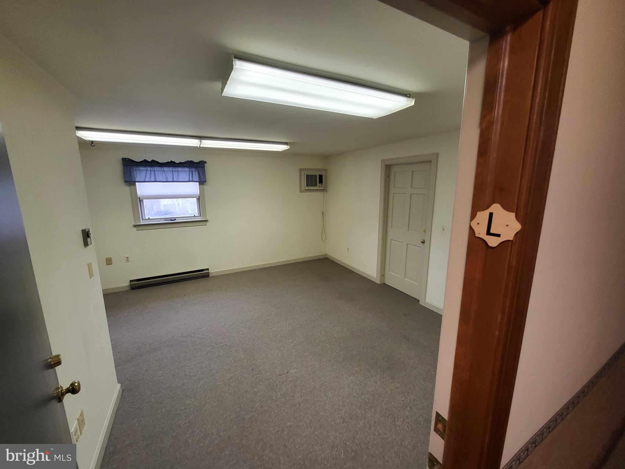 506 Brookletts Ave #A, Second Floor