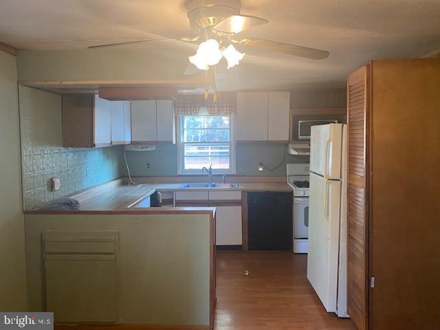 4047 Main St