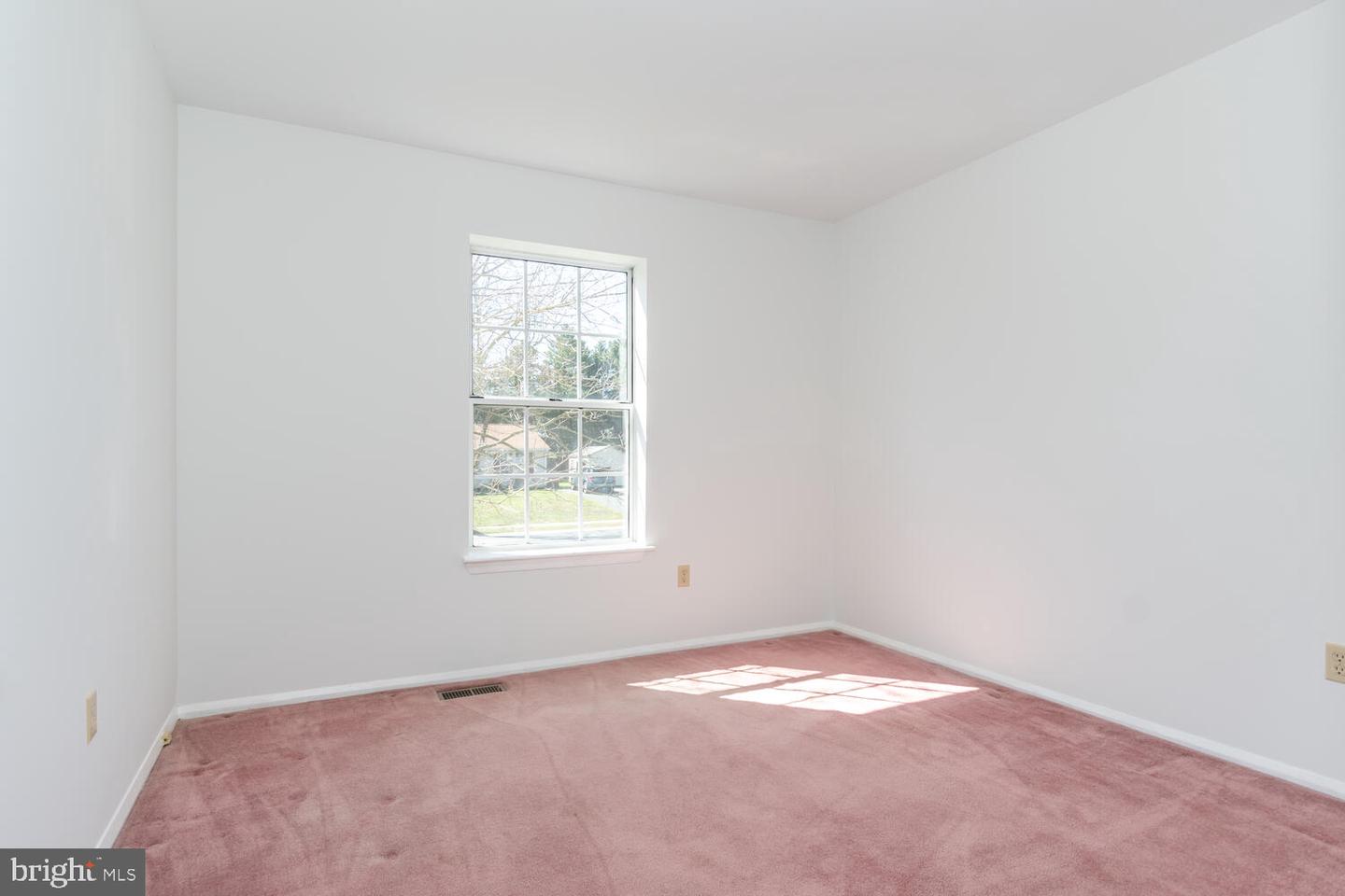 29408 Petunia Dr
