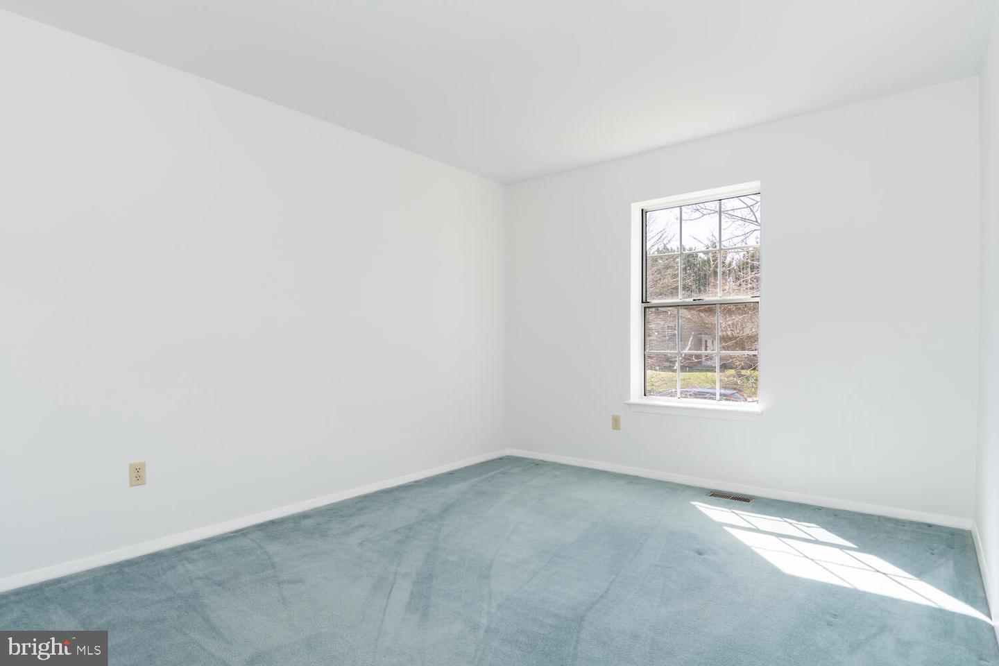29408 Petunia Dr