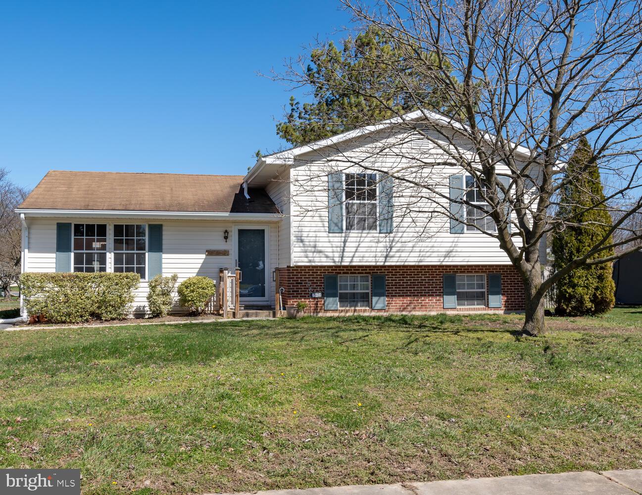 29408 Petunia Dr