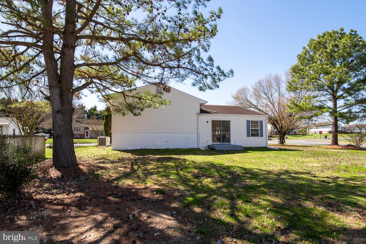 29408 Petunia Dr