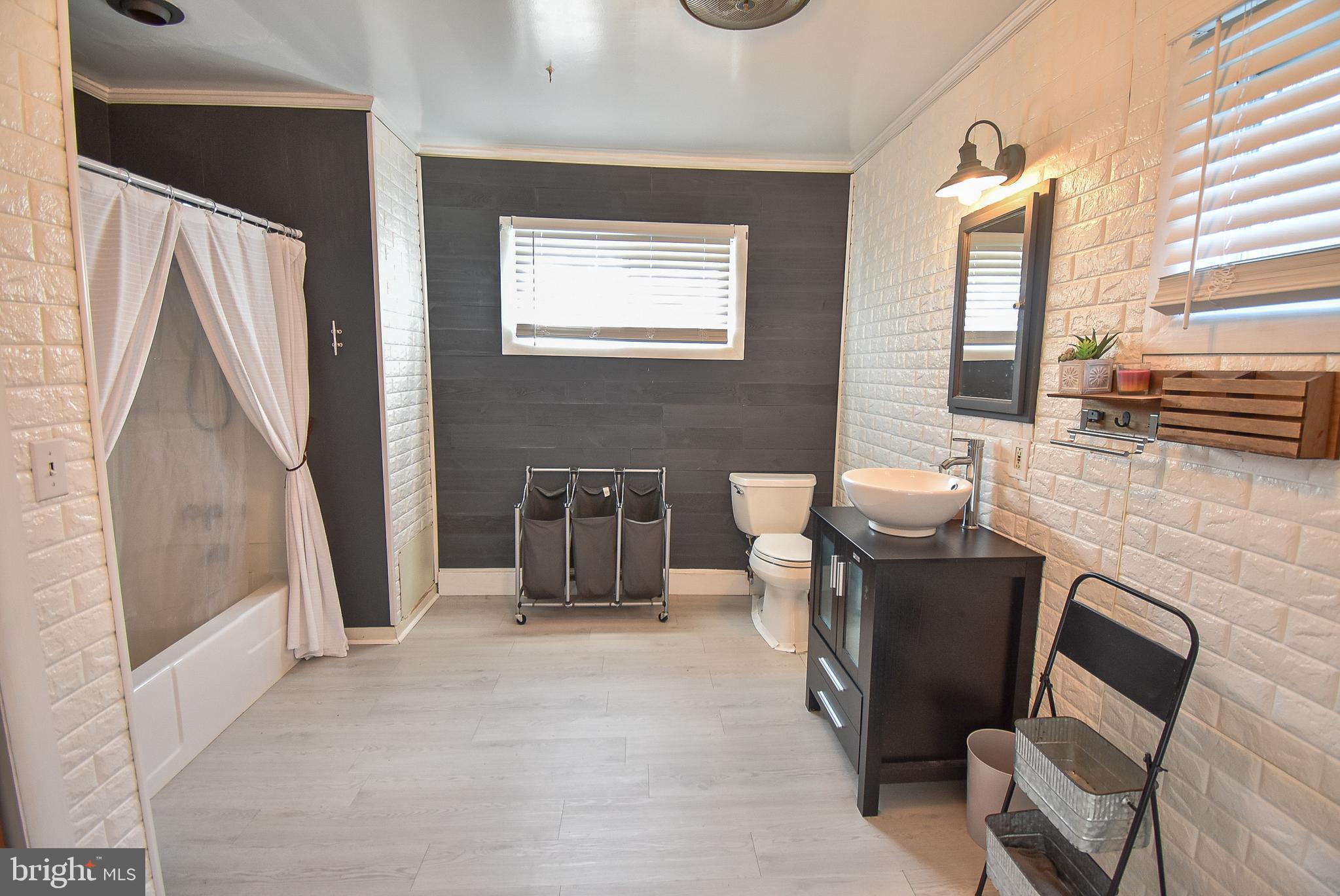 5879 Tilghman Island Rd