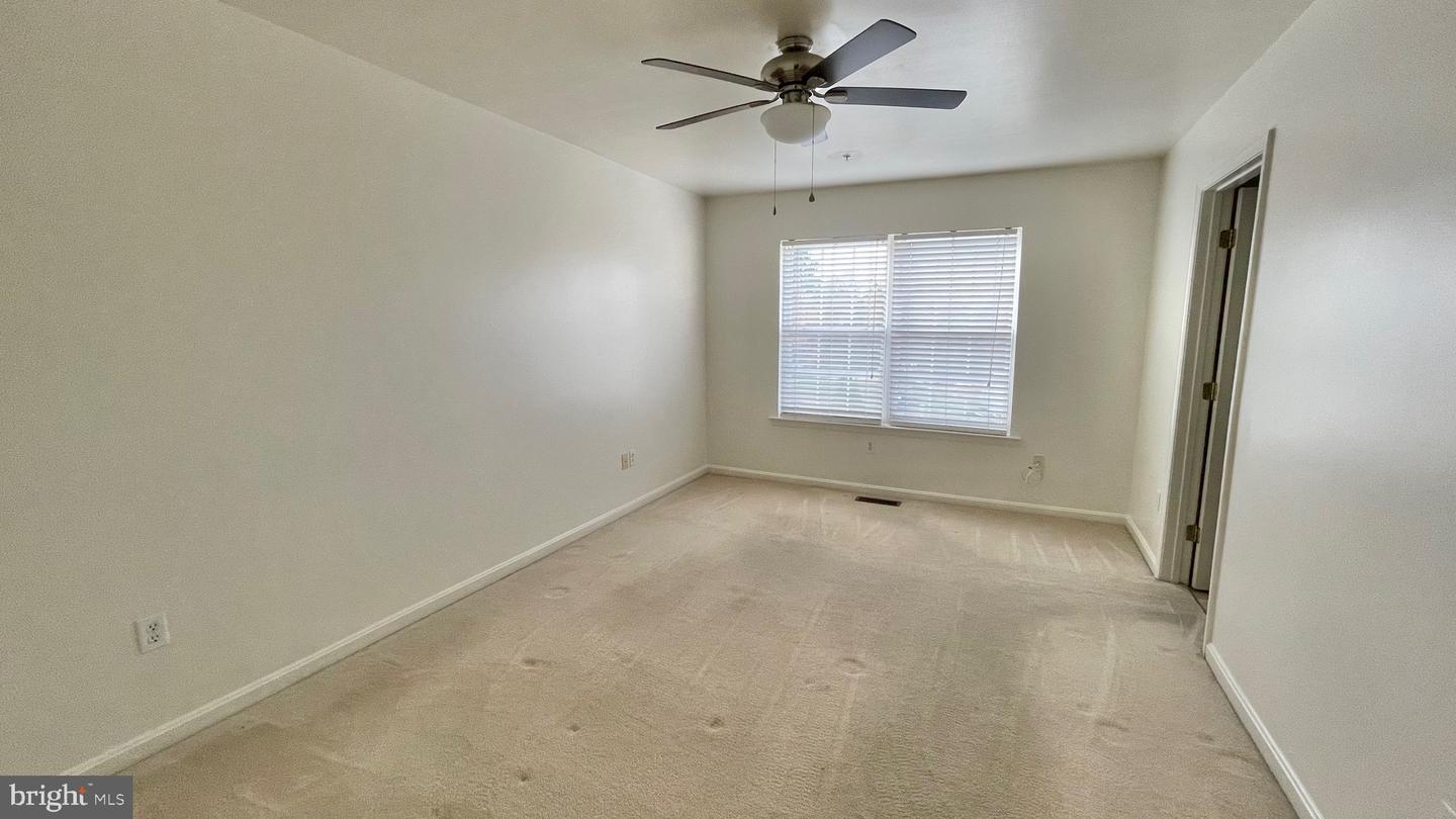 303 Leontyne Pl