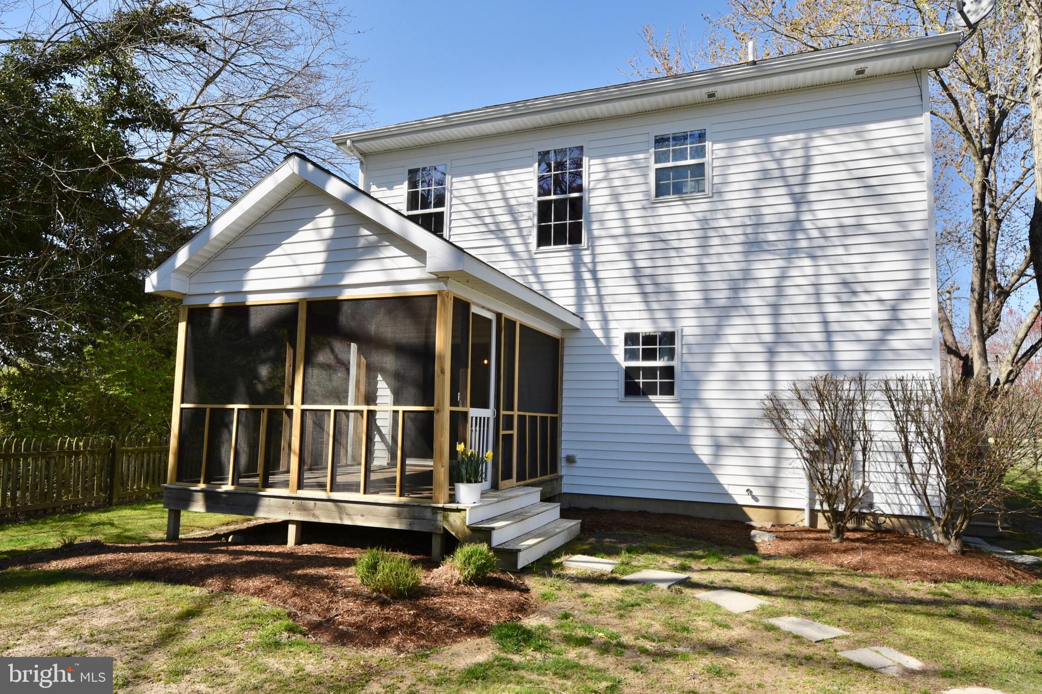 7054 Hopkins Neck Rd