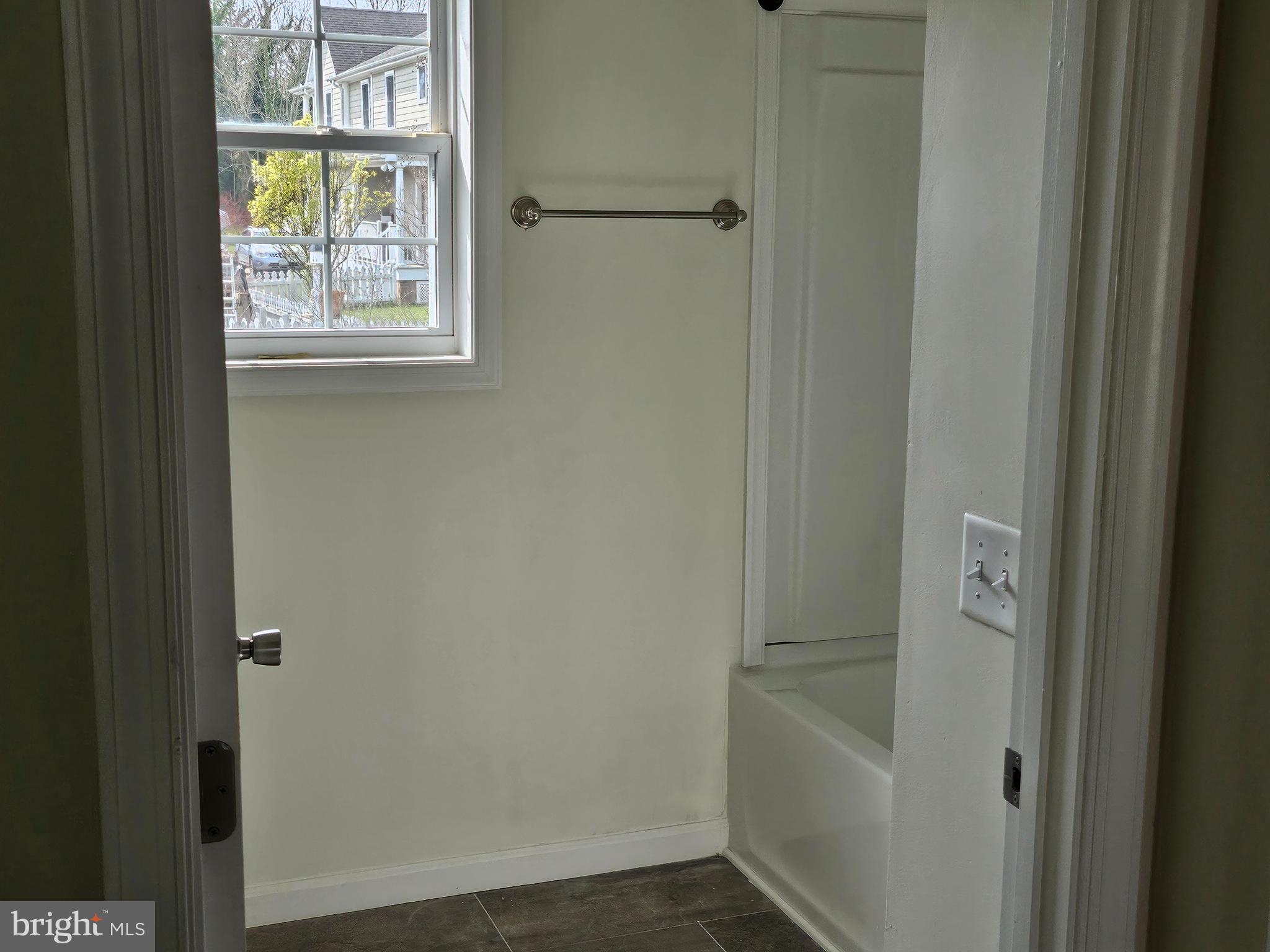 103 Norton St