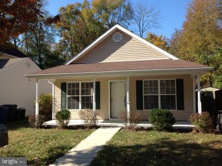 633 Hollyday St