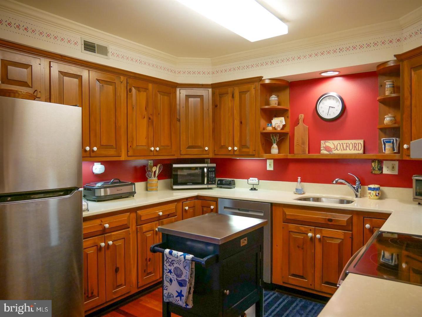 102-B ROBES HARBOR CT #B