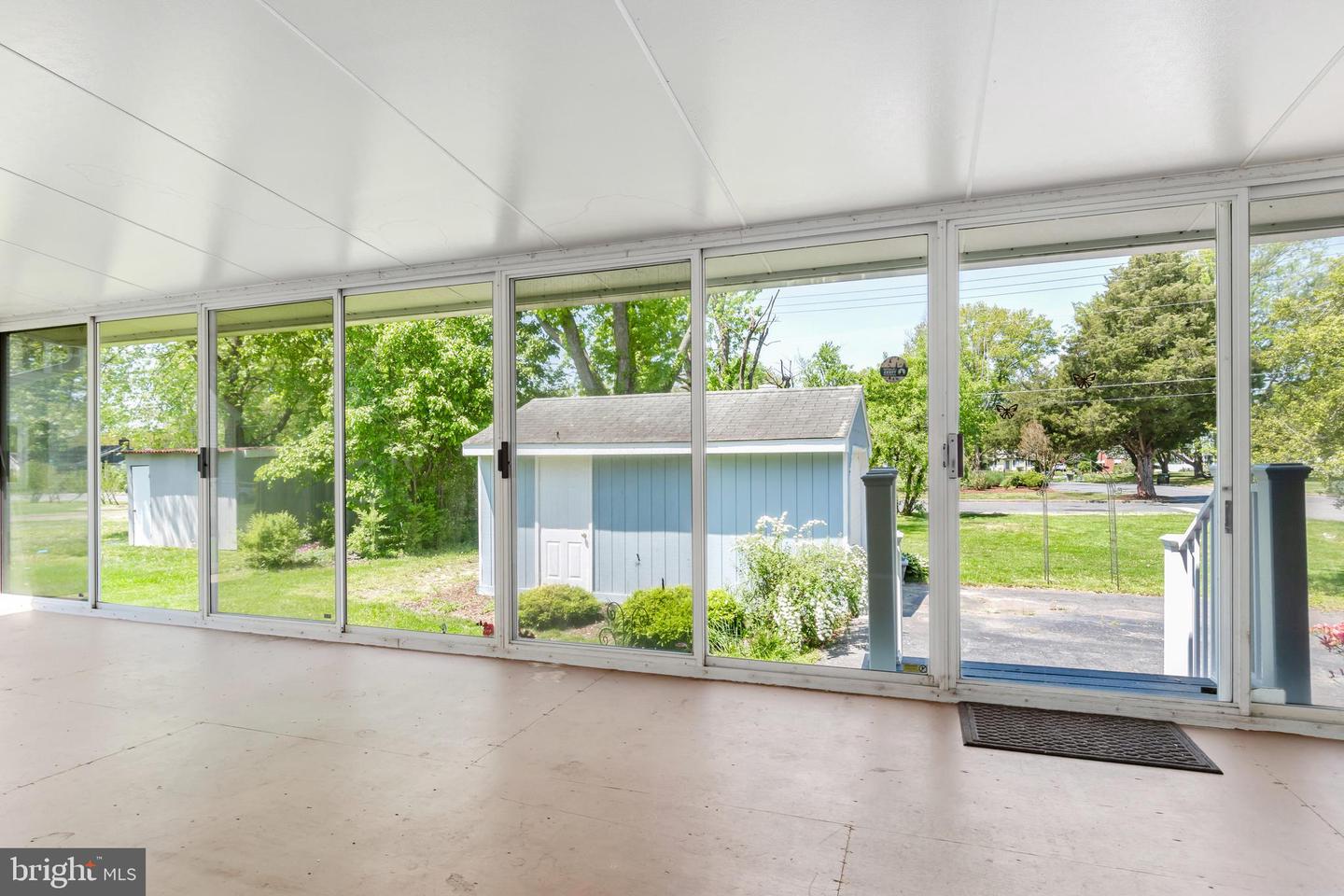 415 Arbor Pl