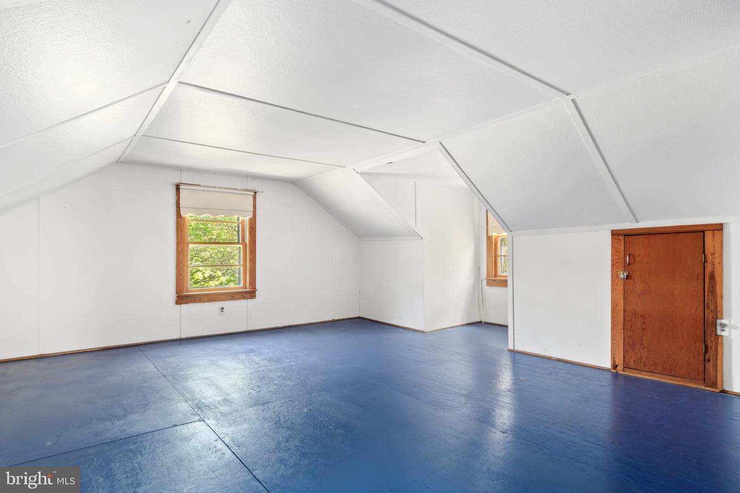 415 Arbor Pl