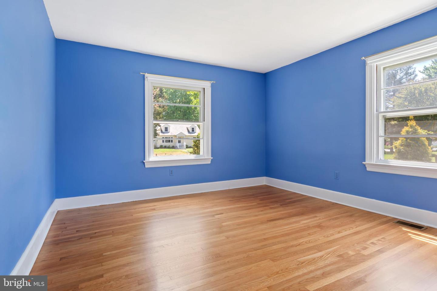 415 Arbor Pl