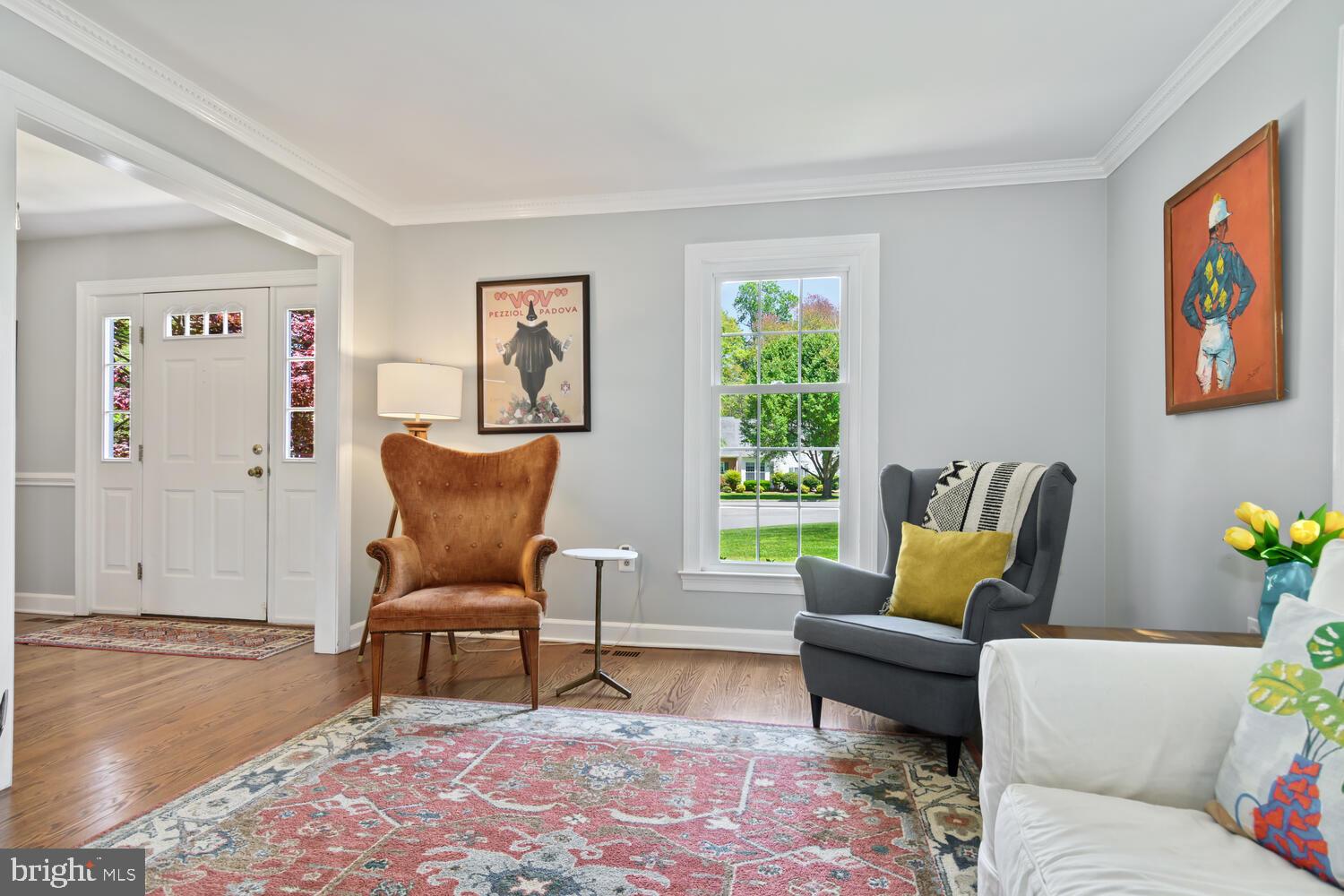 112 W Oak Ave