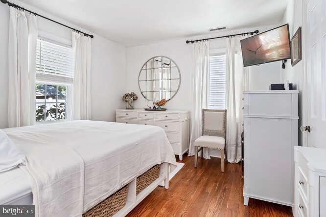 111 W Maple Ave