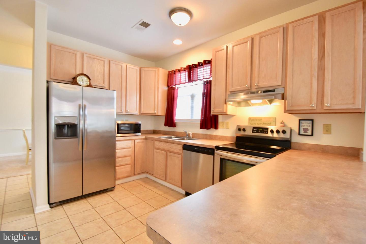 401 Leontyne Pl