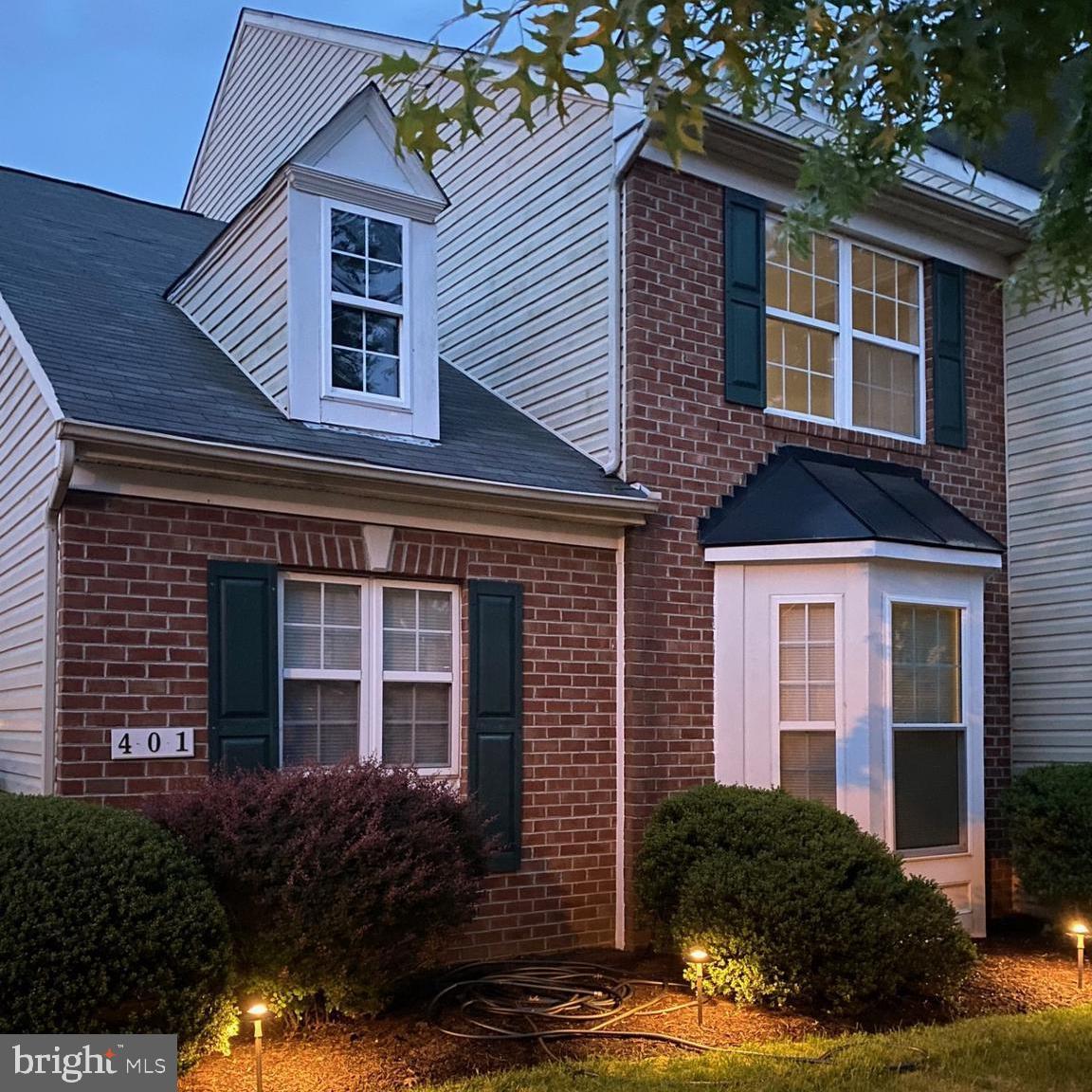 401 Leontyne Pl