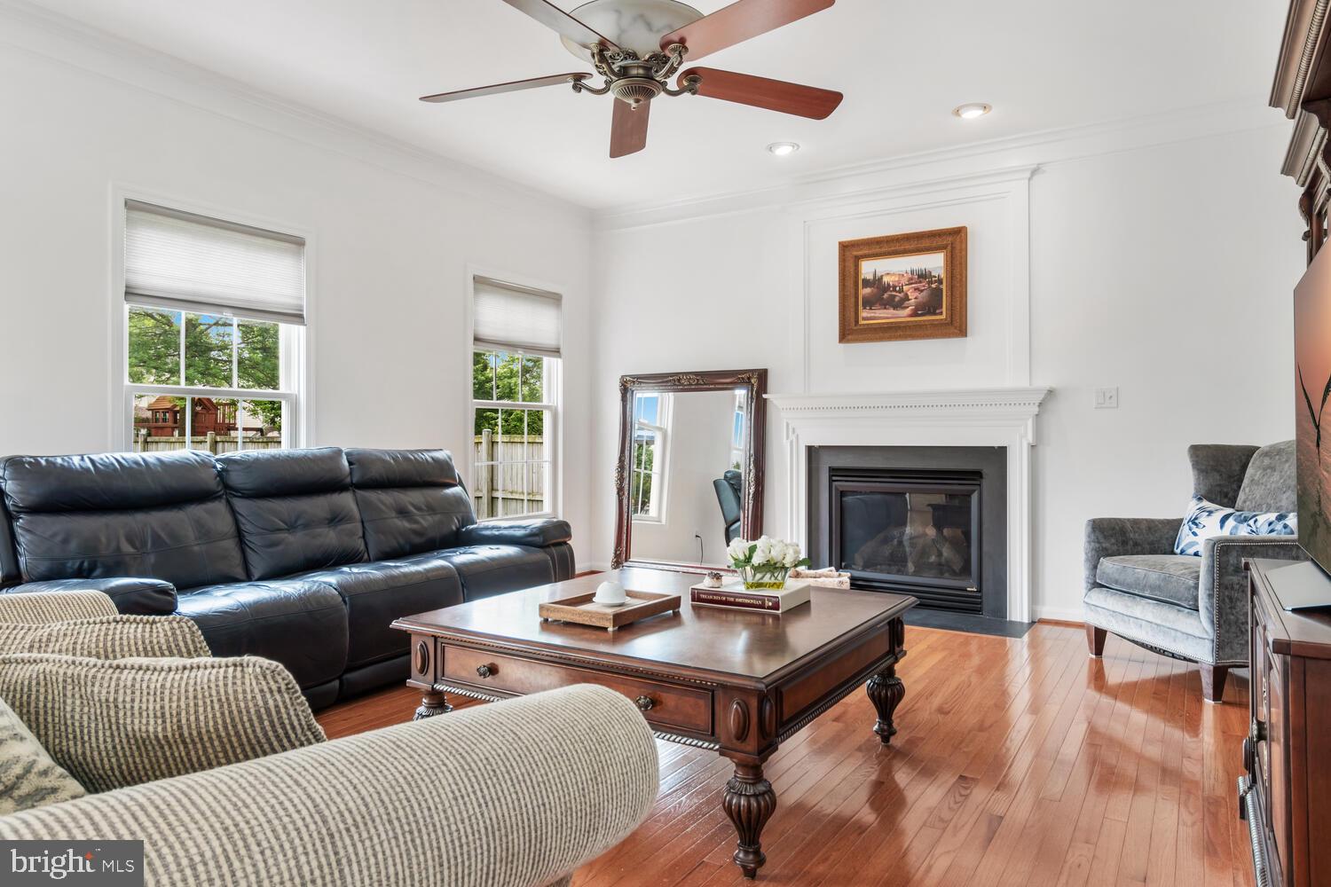 8834 Roundhouse Cir