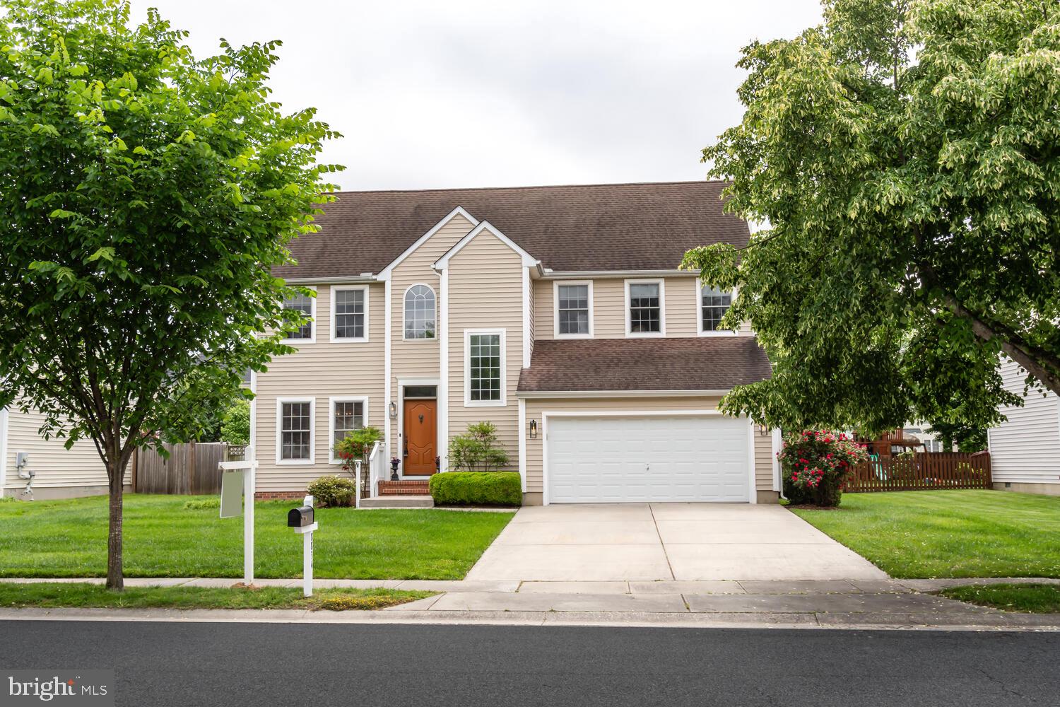 8834 Roundhouse Cir