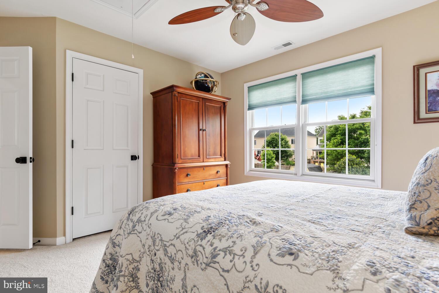 8834 Roundhouse Cir