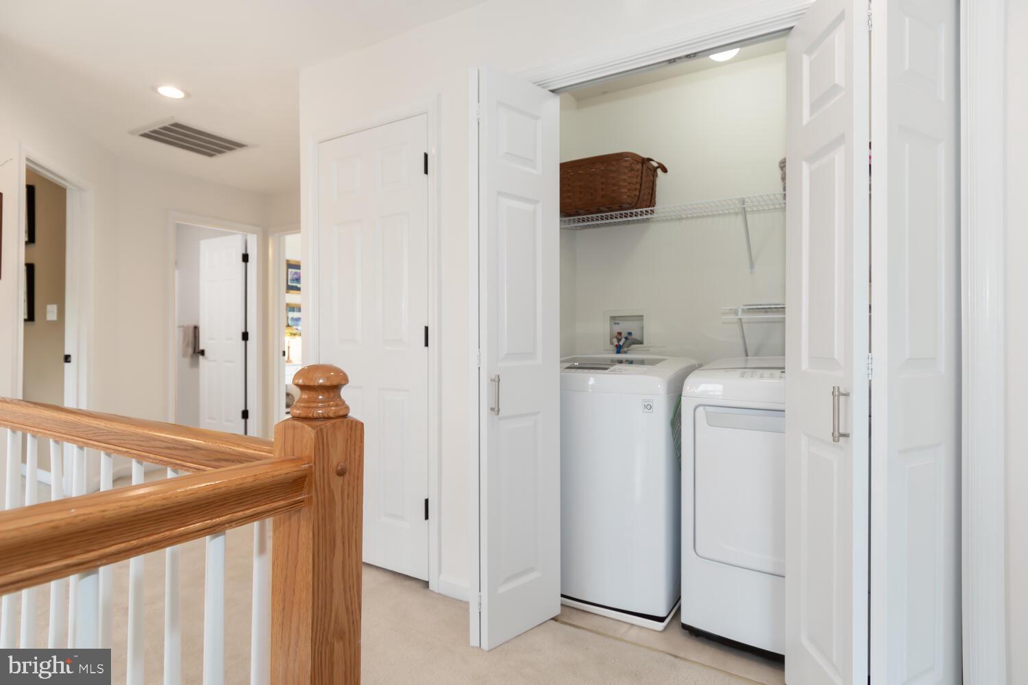 8834 Roundhouse Cir