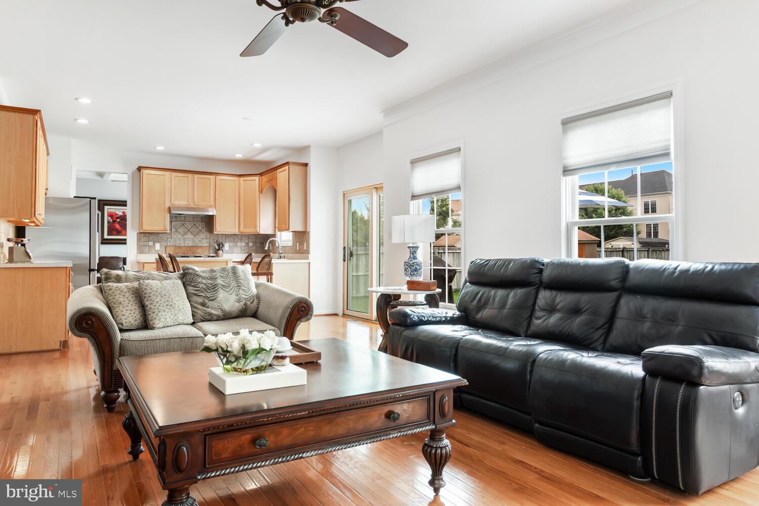 8834 Roundhouse Cir