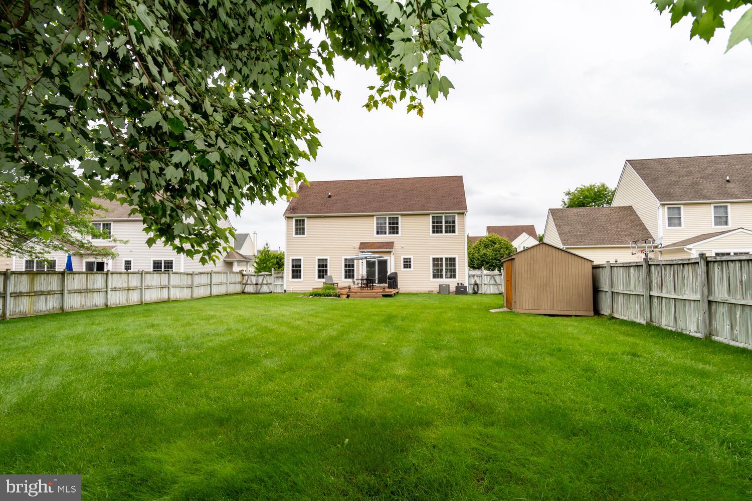 8834 Roundhouse Cir