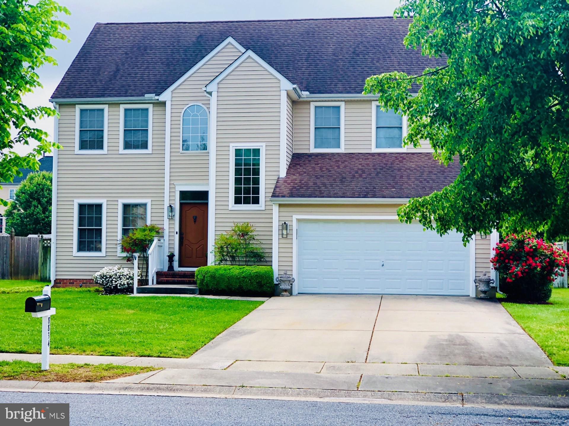 8834 Roundhouse Cir