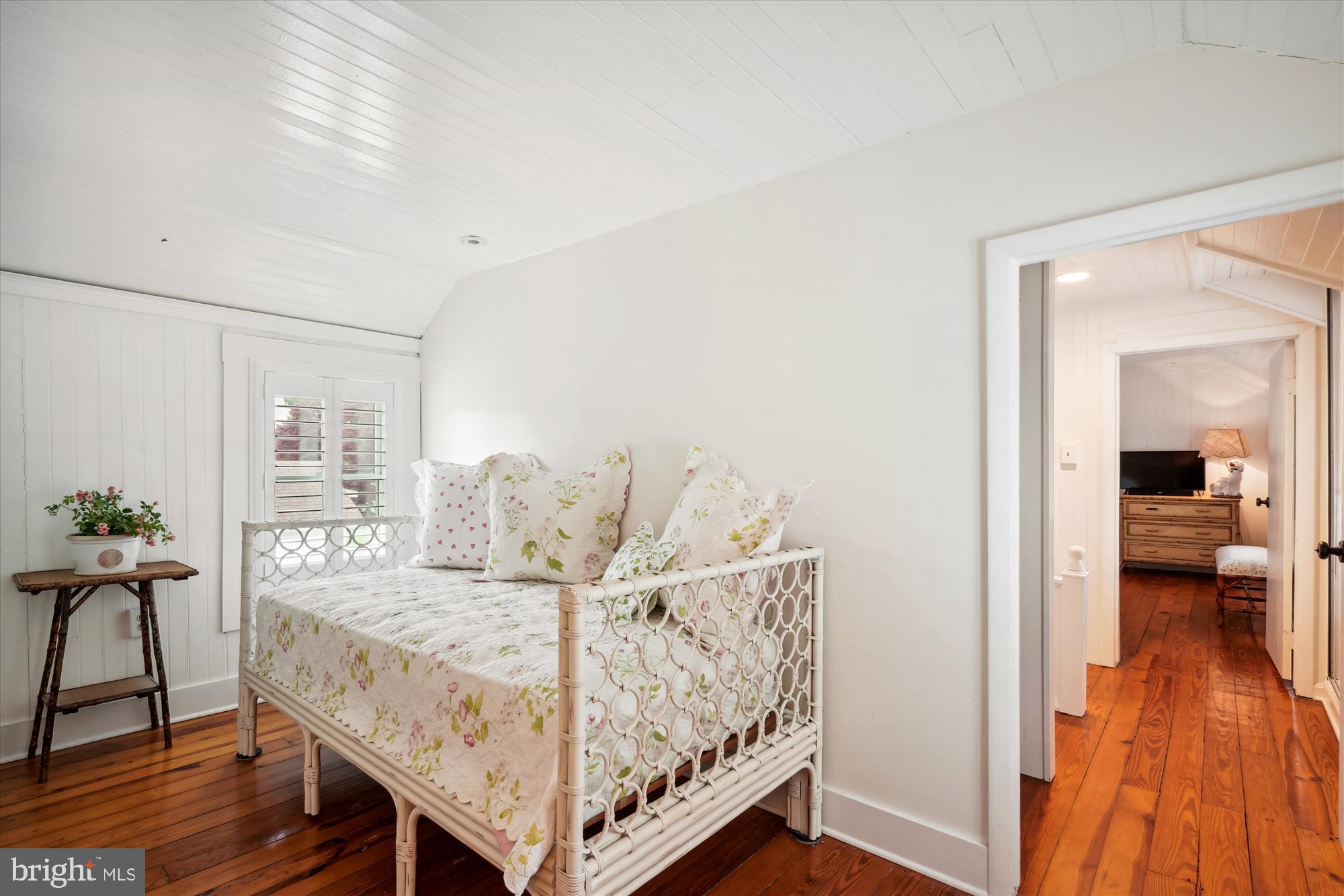 6344 Middle Point Rd