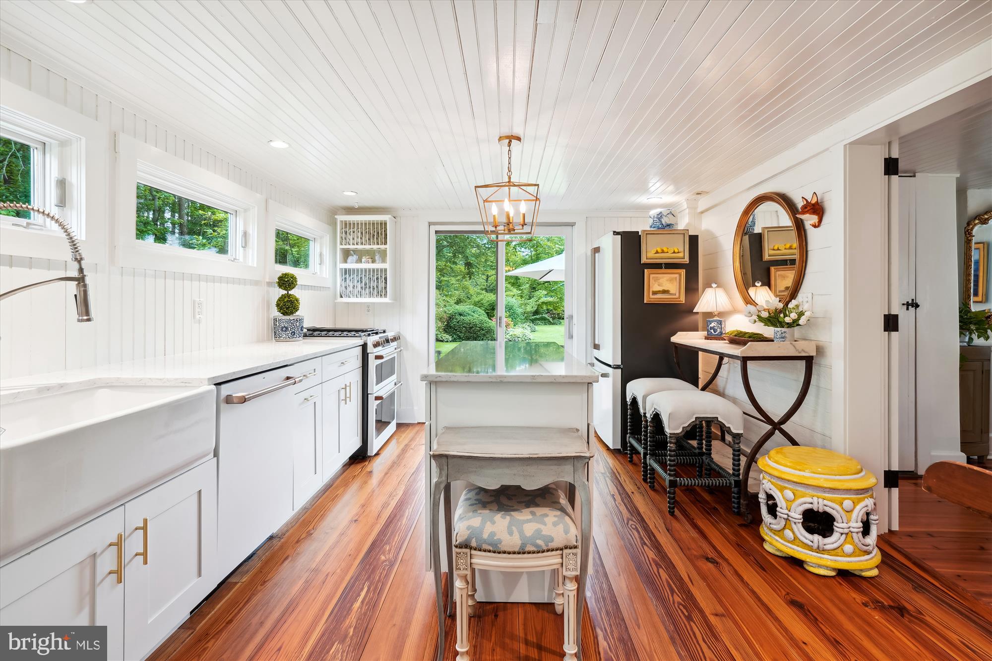 6344 Middle Point Rd